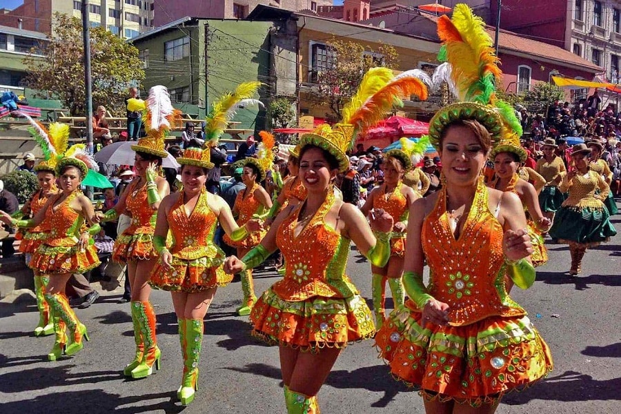 Tradiciones y Cultura Boliviana: Religión, Fiestas, Costumbres y Más
